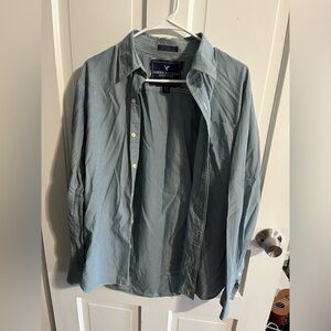 American Eagle Button Down